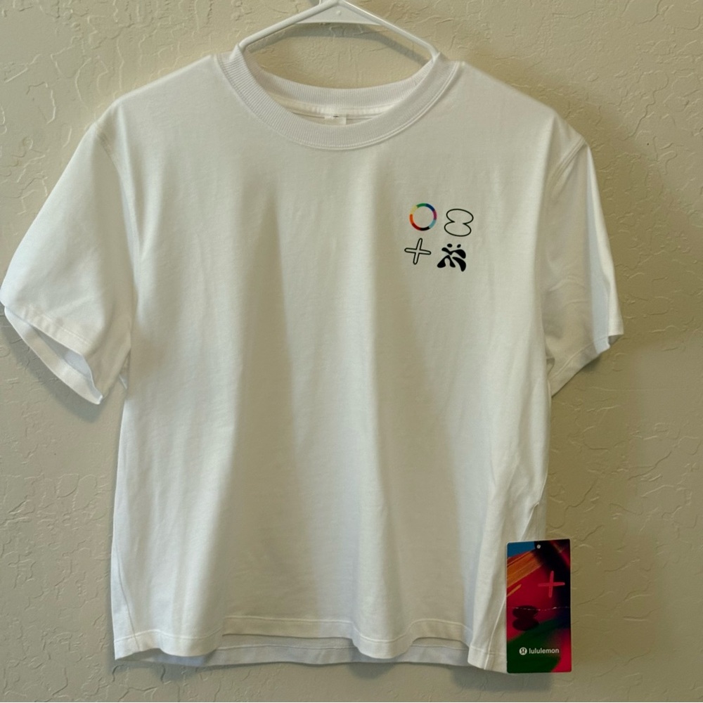 Lululemon relaxed fit cotton jersey t-shirt Pride, Sz 6, NWT